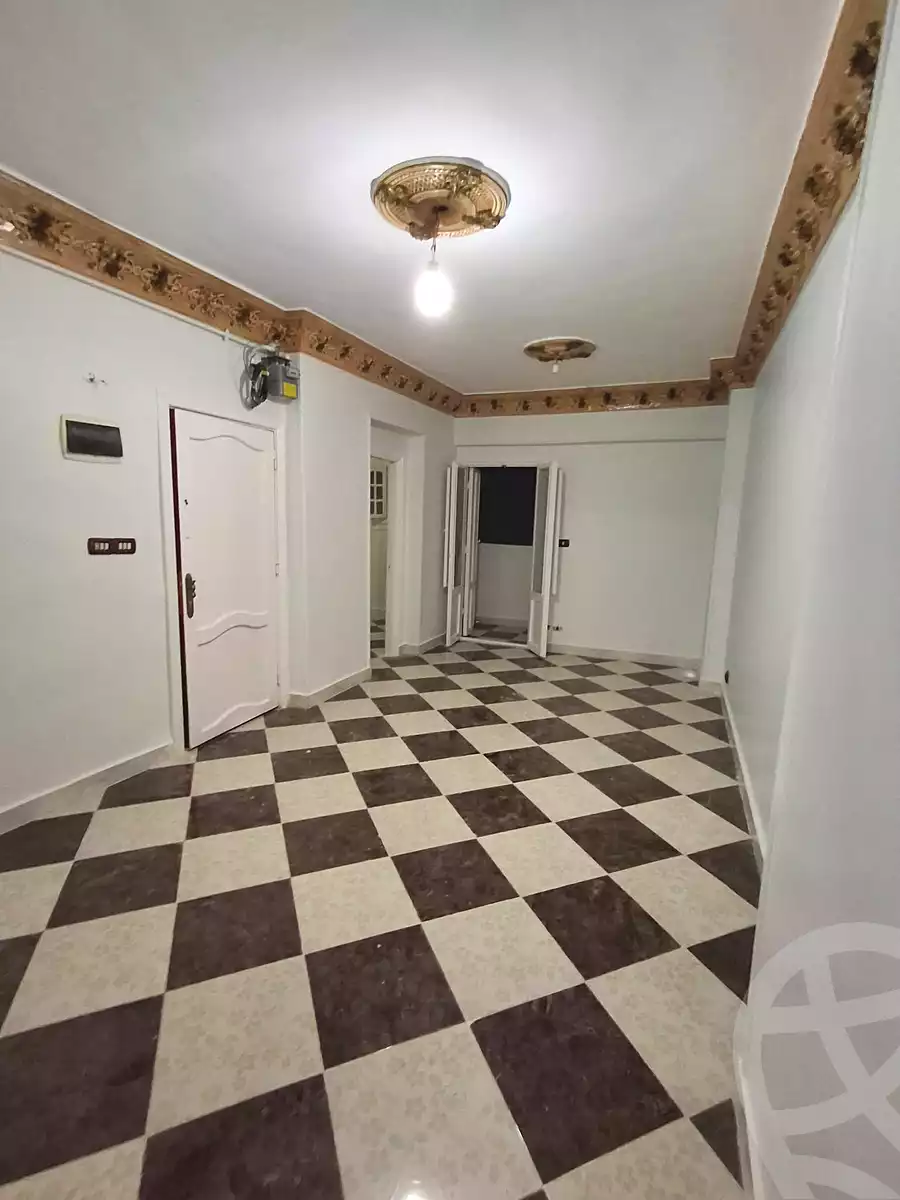 https://aqarmap.com.eg/en/listing/7169268-for-sale-alexandria-lsywf-el-falki