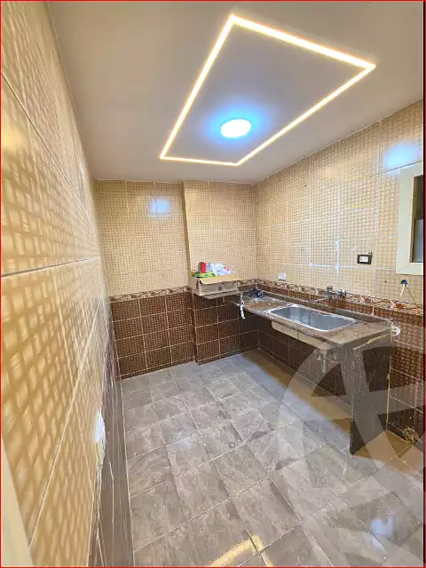 https://aqarmap.com.eg/ar/listing/7169405-for-sale-alexandria-sydy-bshr-sydy-bshr-bhry-shr-mhmwd-l-yswy