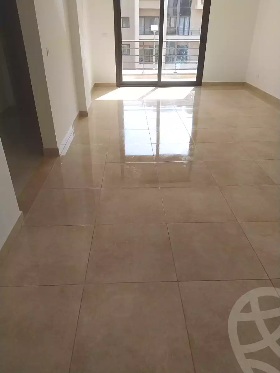 شقة بغرفتي نوم في فيفث سكوير المراسم، صورة ٢ من ٤