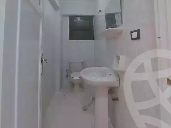 https://aqarmap.com.eg/ar/listing/7169419-for-sale-alexandria-al-agamy-shataa-el-nakheel