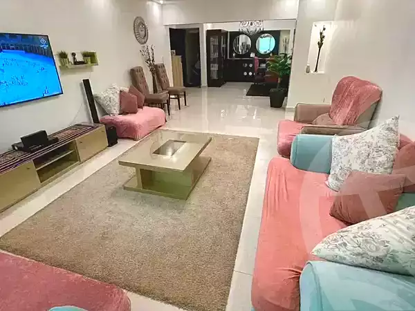 https://aqarmap.com.eg/ar/listing/7169647-for-sale-cairo-nasr-city-compounds-al-waha-mall-ue