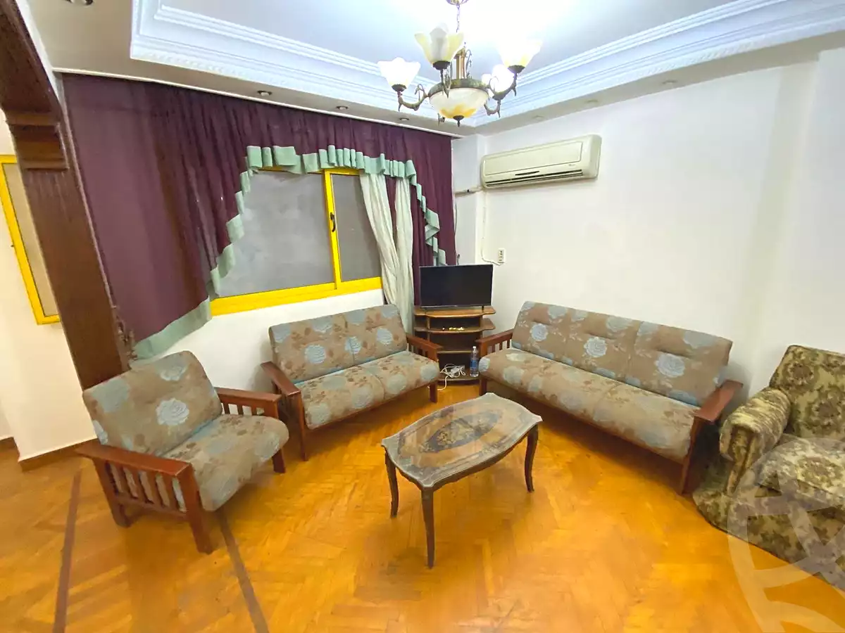 https://aqarmap.com.eg/en/listing/7169951-for-rent-alexandria-bolekly-abd-el-salam-aref-st