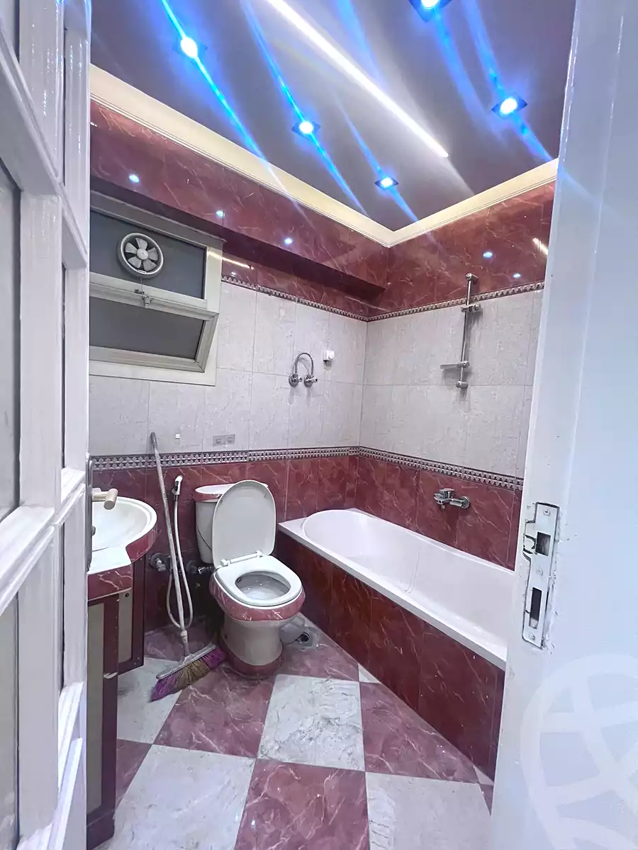 https://aqarmap.com.eg/en/listing/7170090-for-sale-cairo-nasr-city-1st-zone-ahmed-kassim-gouda-st