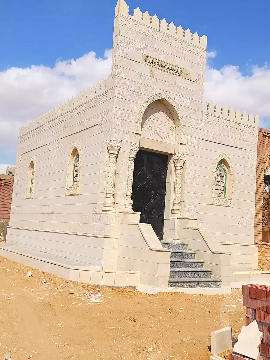 https://aqarmap.com.eg/ar/listing/7170203-for-sale-cairo-6th-of-october-el-wahatt-road