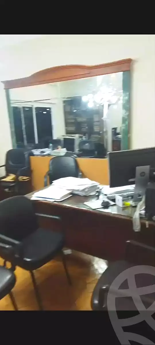 https://aqarmap.com.eg/ar/listing/7170351-for-rent-cairo-downtown-el-qasr-el-ayni