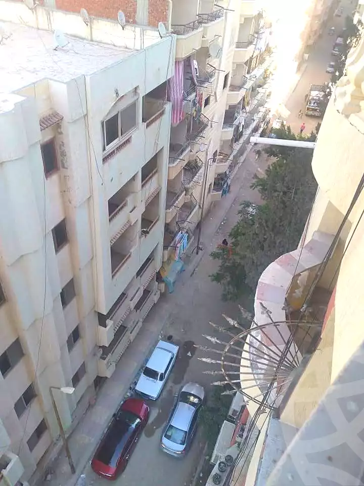 https://aqarmap.com.eg/ar/listing/7170393-for-sale-alexandria-al-agamy-el-hanouvel-al-haded-we-al-soulb-st