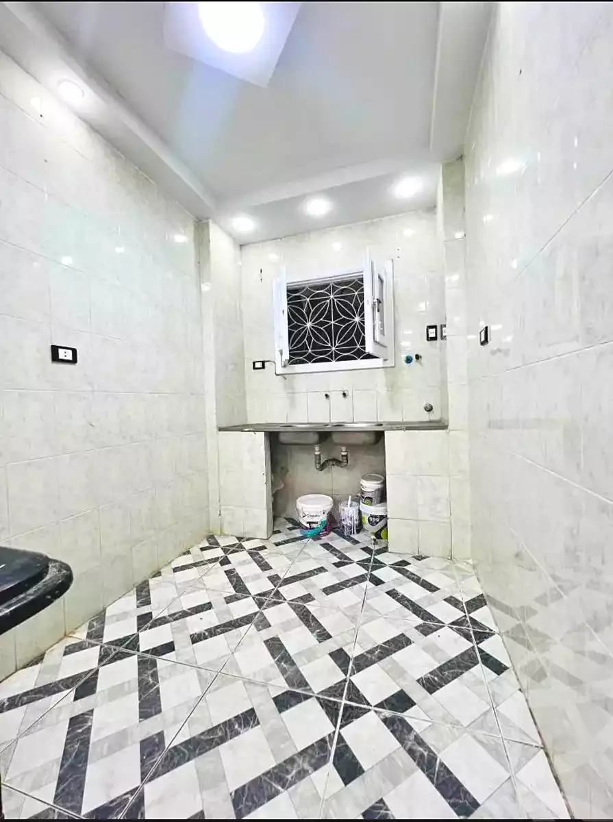 https://aqarmap.com.eg/en/listing/7170629-for-sale-alexandria-al-agamy-shataa-el-nakheel