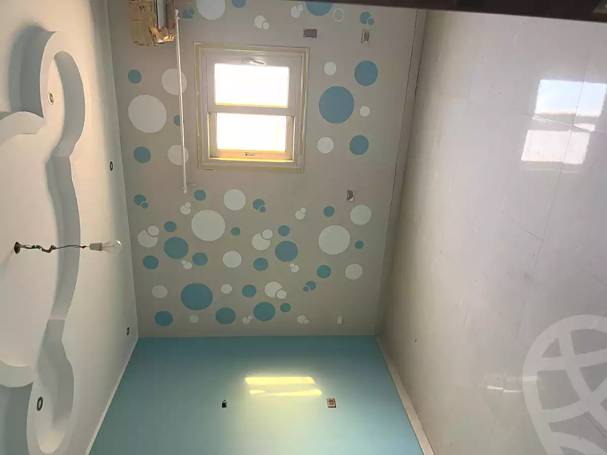 https://aqarmap.com.eg/en/listing/7170781-for-rent-cairo-new-cairo-first-settlement-mhwr-mstfy-kml