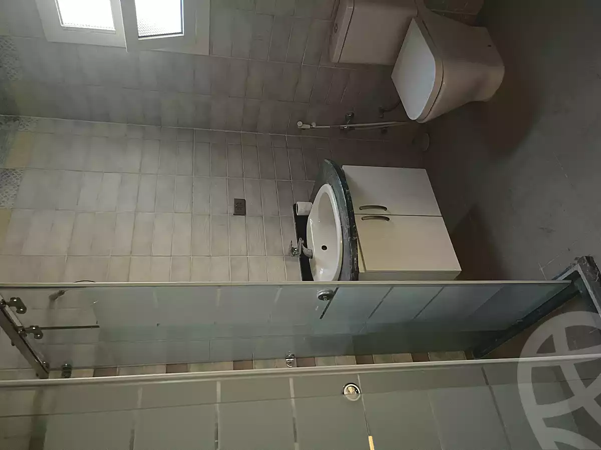 https://aqarmap.com.eg/en/listing/7170781-for-rent-cairo-new-cairo-first-settlement-mhwr-mstfy-kml