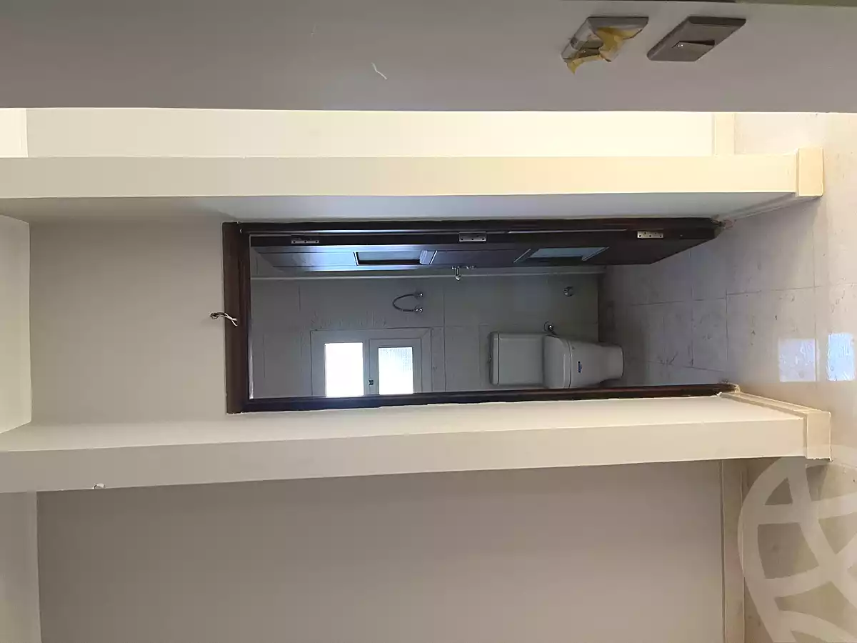 https://aqarmap.com.eg/en/listing/7170781-for-rent-cairo-new-cairo-first-settlement-mhwr-mstfy-kml