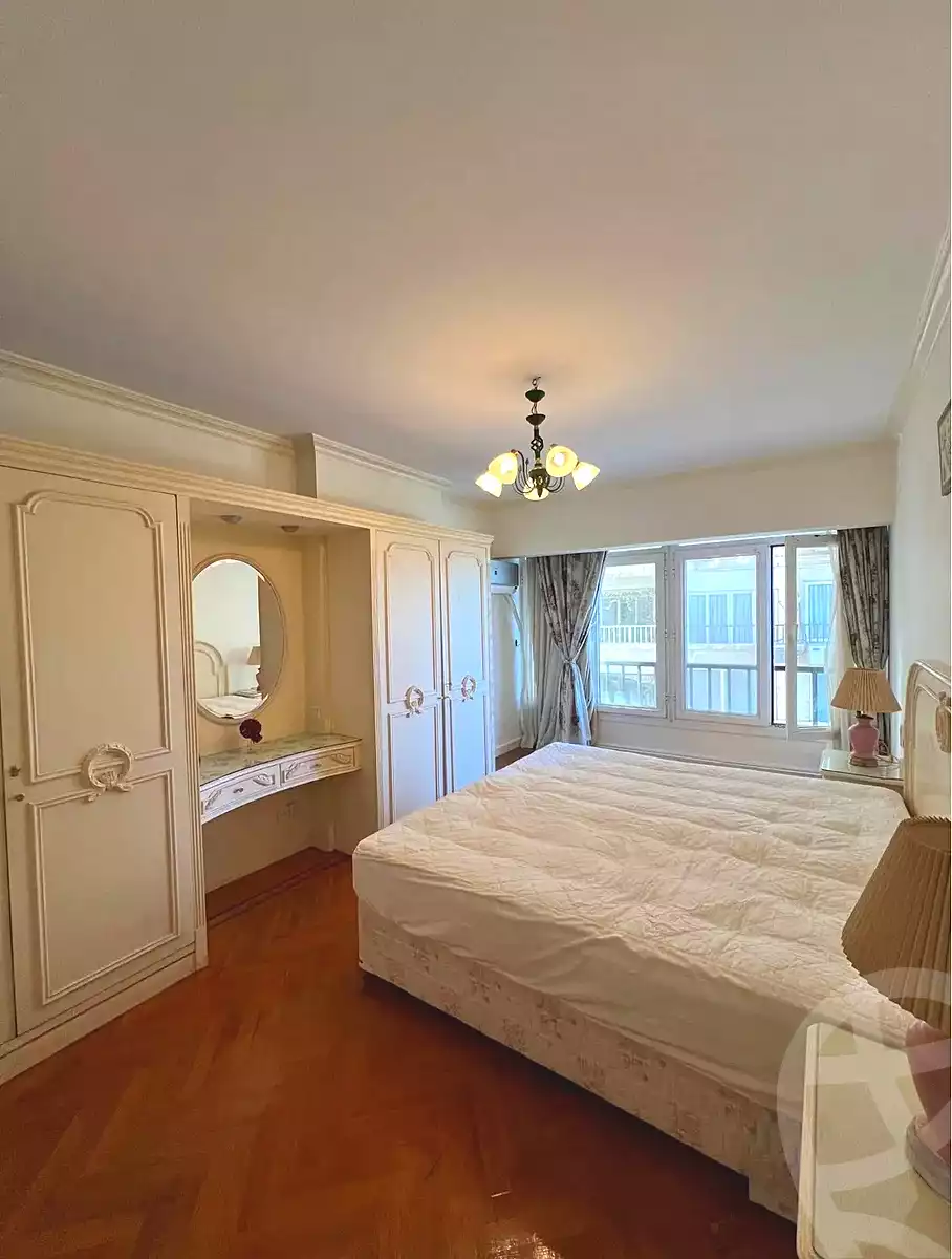 https://aqarmap.com.eg/ar/listing/7170859-for-sale-alexandria-el-montazah-sheraton-towers