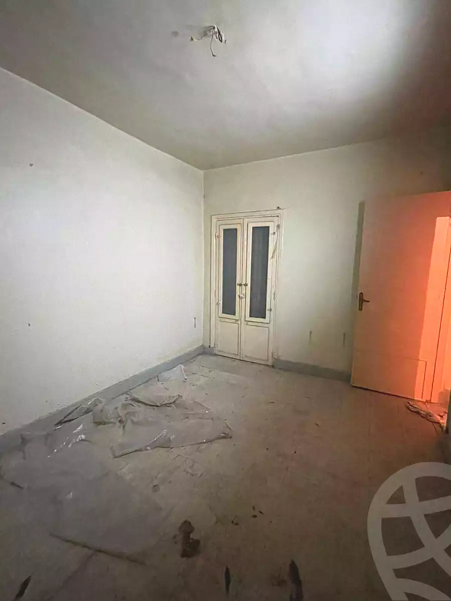 https://aqarmap.com.eg/ar/listing/7171006-for-sale-alexandria-al-agamy-lbytsh-al-andalous-wa-al-hgaz-st