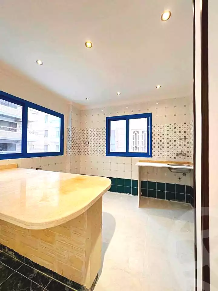 https://aqarmap.com.eg/ar/listing/7171045-for-sale-alexandria-al-agamy-shataa-el-nakheel