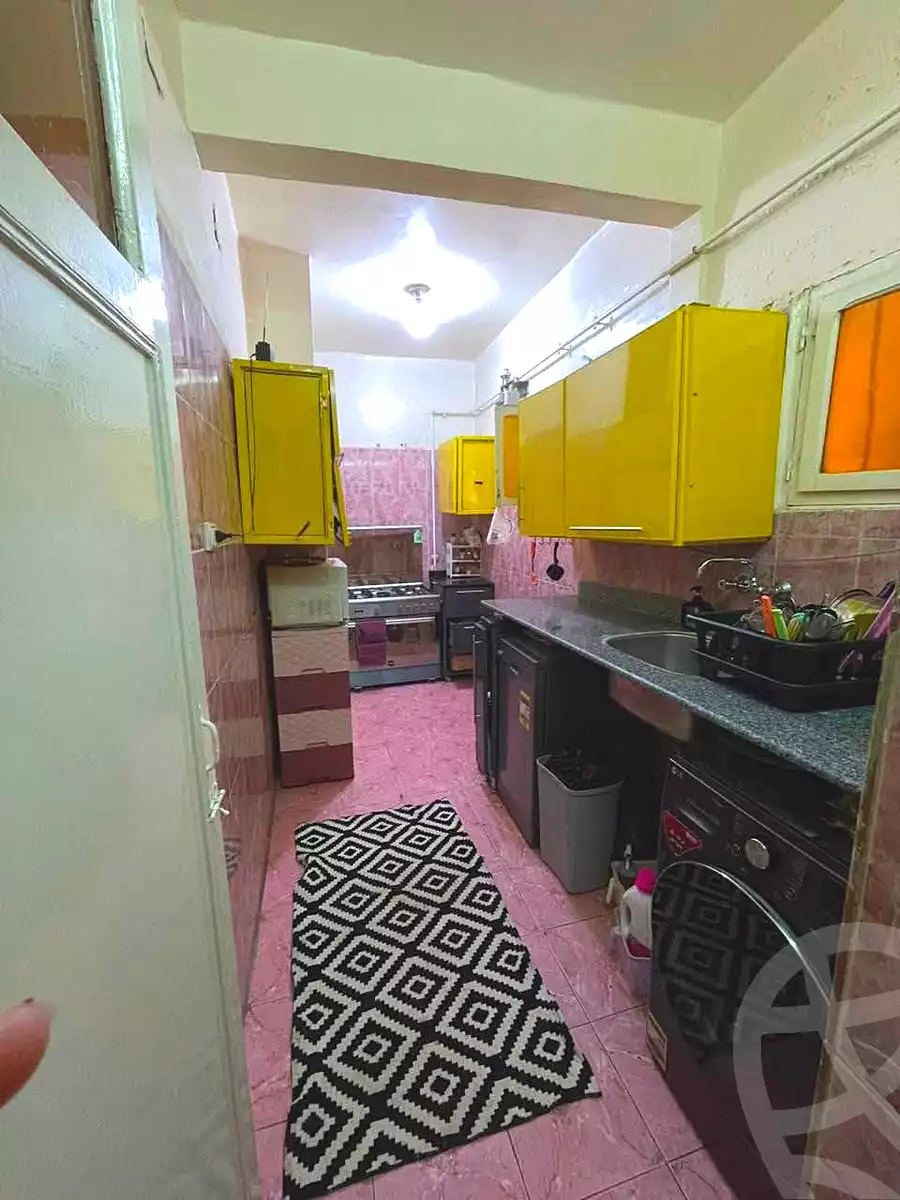 https://aqarmap.com.eg/ar/listing/7171246-for-sale-cairo-helwan-helwan-el-sharkeya-ryad-pasha-st