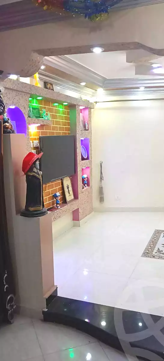 https://aqarmap.com.eg/ar/listing/7171509-for-sale-cairo-ain-shams-ain-shams-el-sharkia-sedky-st
