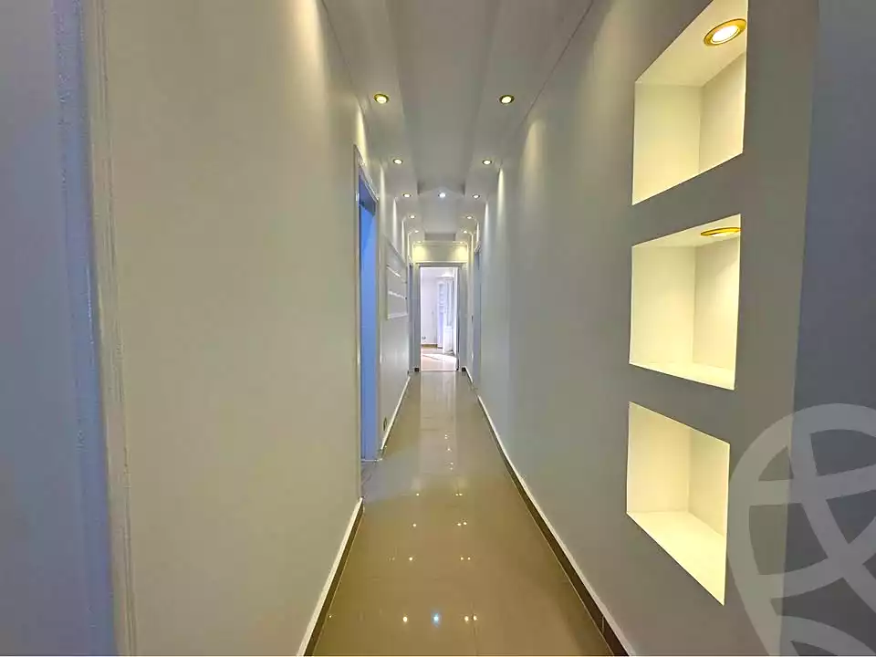 https://aqarmap.com.eg/ar/listing/7171774-for-sale-alexandria-sydy-bshr-sydy-bshr-bhry-shr-mhmwd-l-yswy