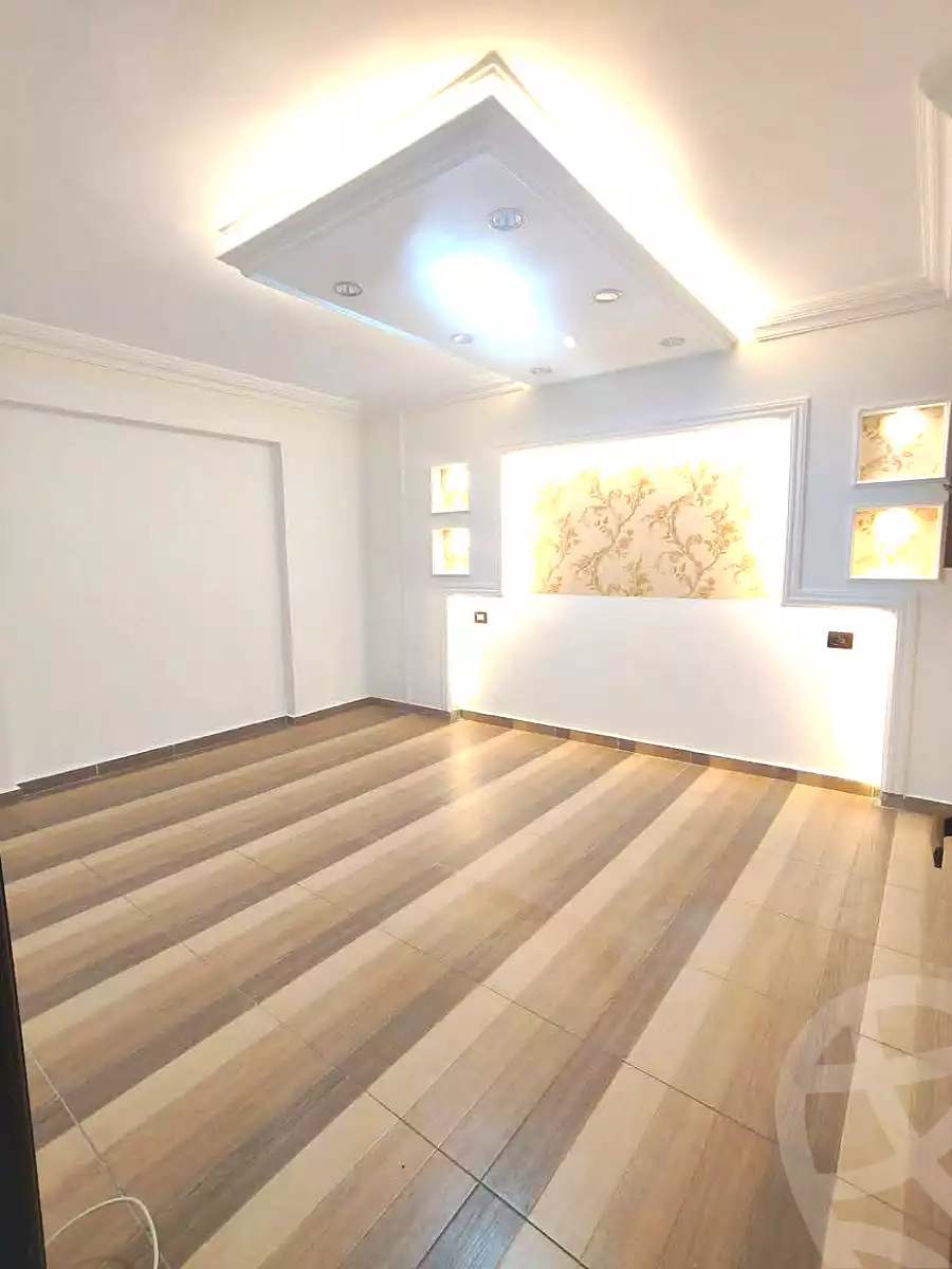 https://aqarmap.com.eg/ar/listing/7171928-for-sale-alexandria-miami-amin-khirat-al-ghandour-st