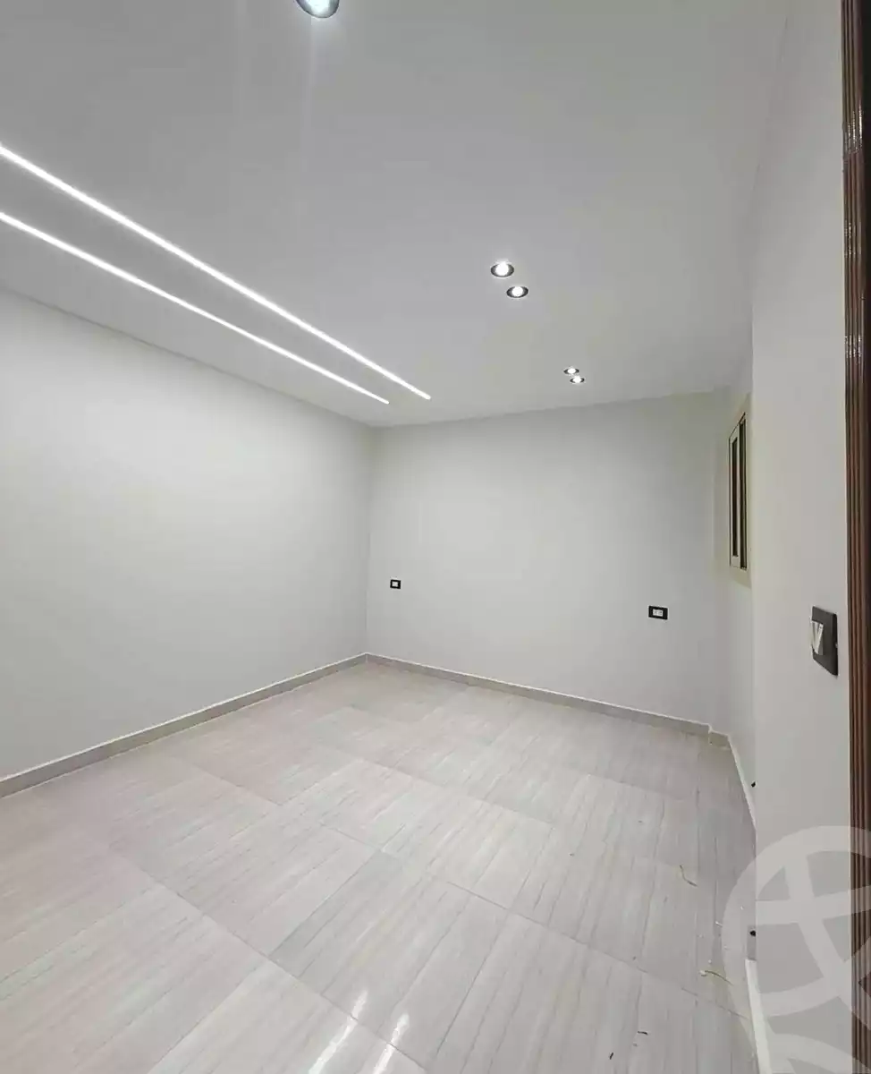 https://aqarmap.com.eg/ar/listing/7171956-for-sale-alexandria-al-agamy-lbytsh-shahr-al-assal-st