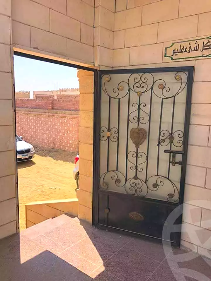 https://aqarmap.com.eg/ar/listing/7171975-for-sale-cairo-6th-of-october-el-wahatt-road