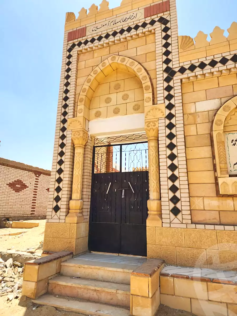 https://aqarmap.com.eg/ar/listing/7172025-for-sale-cairo-6th-of-october-el-wahatt-road