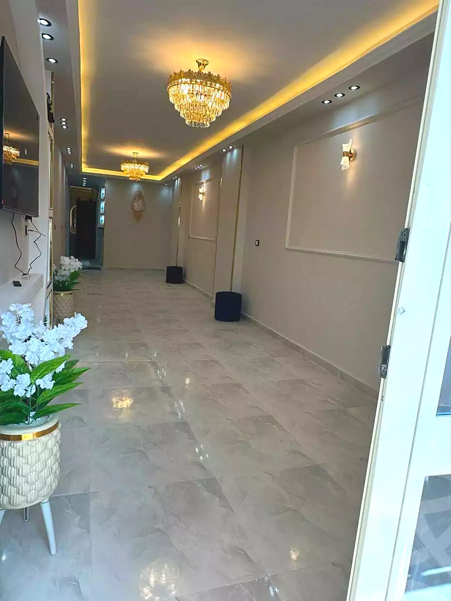 https://aqarmap.com.eg/ar/listing/7172312-for-sale-cairo-ain-shams-ahmed-esmat-st