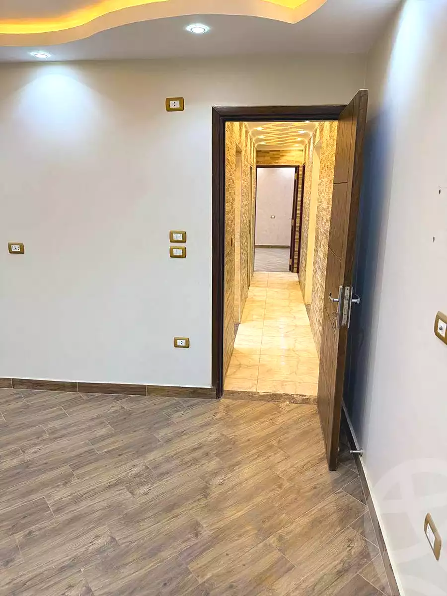 https://aqarmap.com.eg/ar/listing/7172331-for-sale-cairo-ain-shams-jsr-lswys