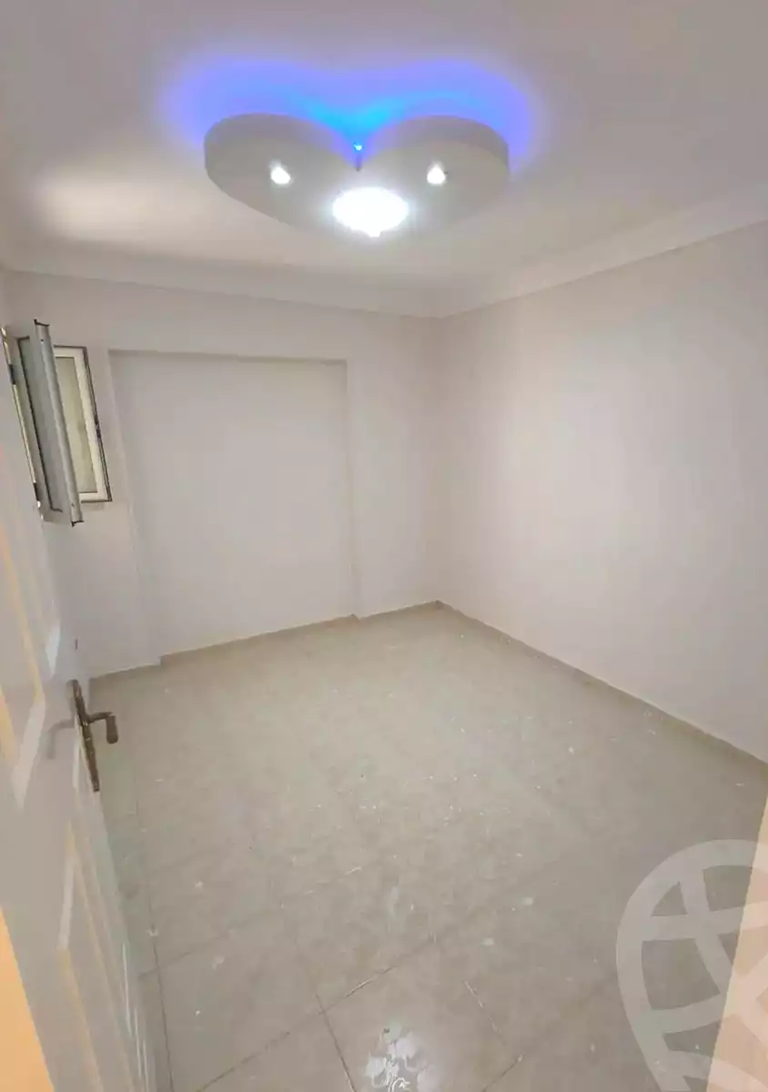 https://aqarmap.com.eg/ar/listing/7172469-for-sale-alexandria-lsywf-el-falki