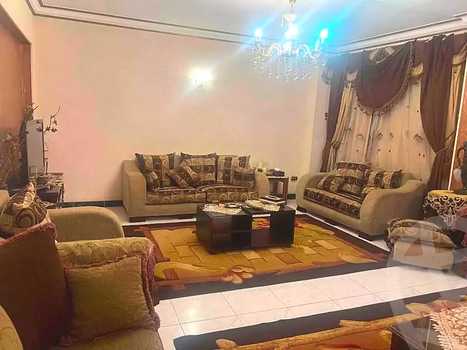 https://aqarmap.com.eg/ar/listing/7172876-for-sale-cairo-el-haram-shareaa-khatem-el-morsalen