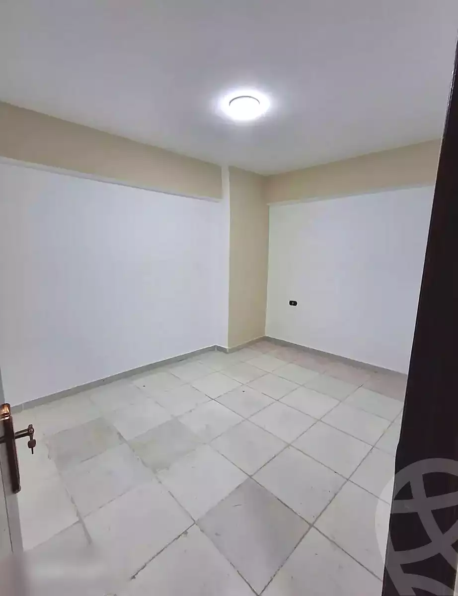 https://aqarmap.com.eg/en/listing/7172965-for-sale-alexandria-lsywf-el-falki