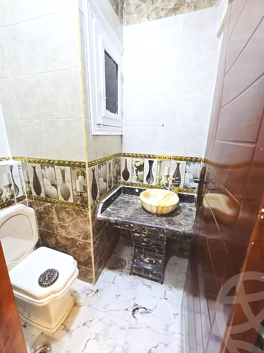 https://aqarmap.com.eg/en/listing/7173085-for-sale-alexandria-al-agamy-shataa-el-nakheel-street-2
