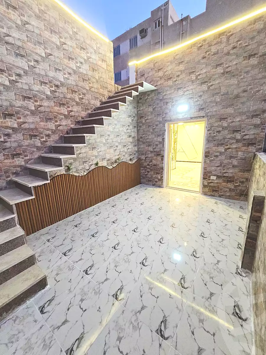 https://aqarmap.com.eg/en/listing/7173085-for-sale-alexandria-al-agamy-shataa-el-nakheel-street-2
