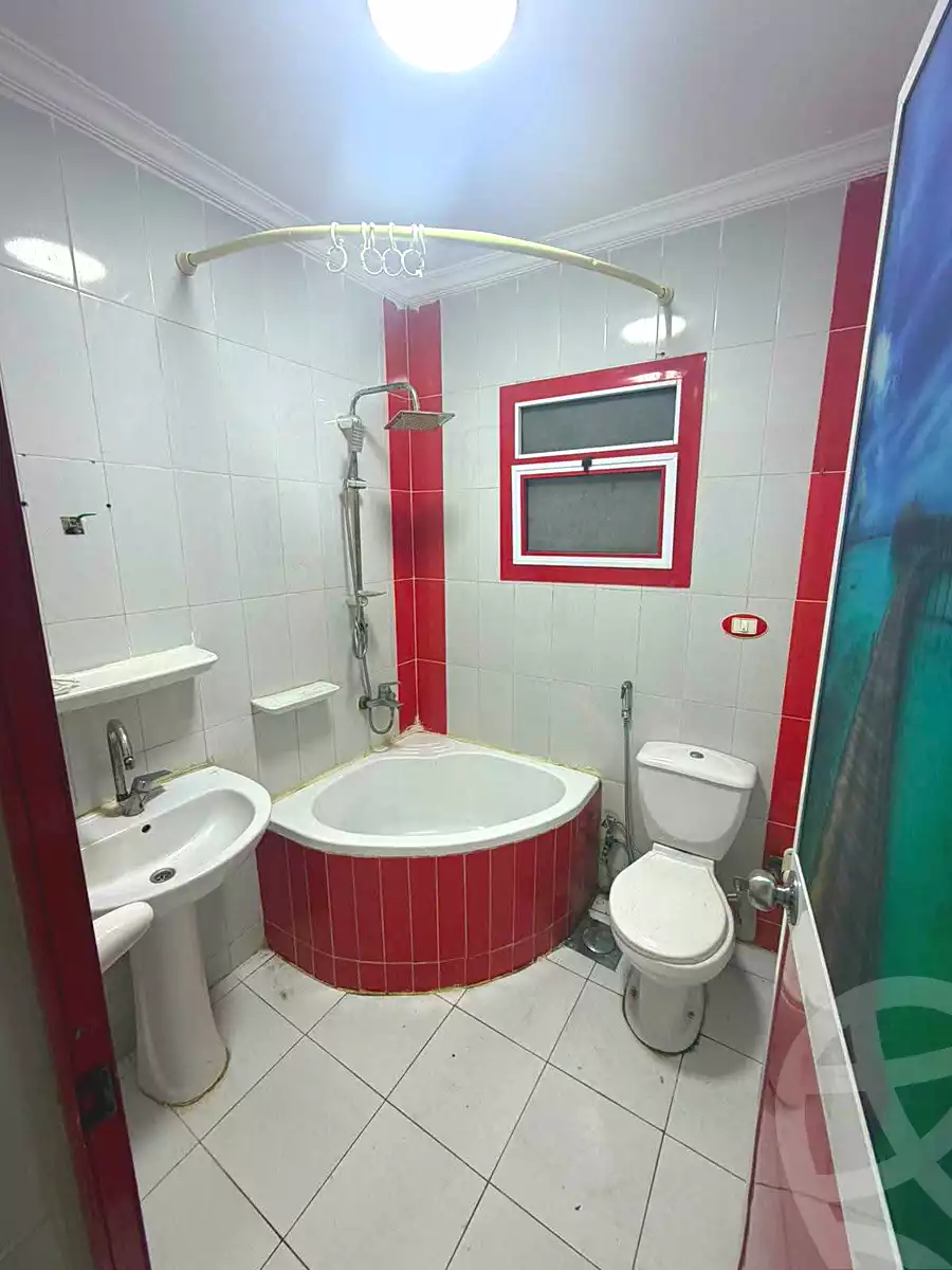 https://aqarmap.com.eg/en/listing/7173095-for-sale-alexandria-al-agamy-lbytsh-el-reyad-st