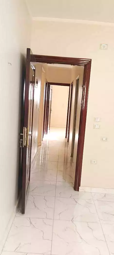 https://aqarmap.com.eg/en/listing/7173343-for-rent-cairo-el-haram-el-lebeny-soltan-khattab-st