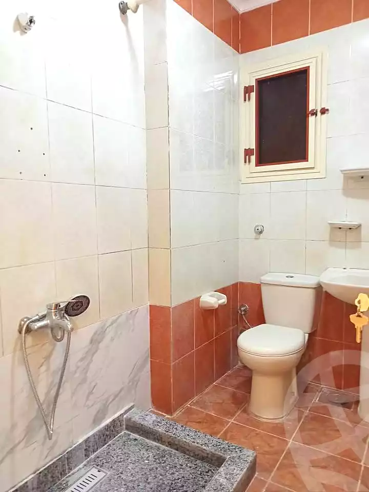 https://aqarmap.com.eg/en/listing/7173364-for-sale-alexandria-sydy-bshr-sydy-bshr-bhry-khalil-hamada-st