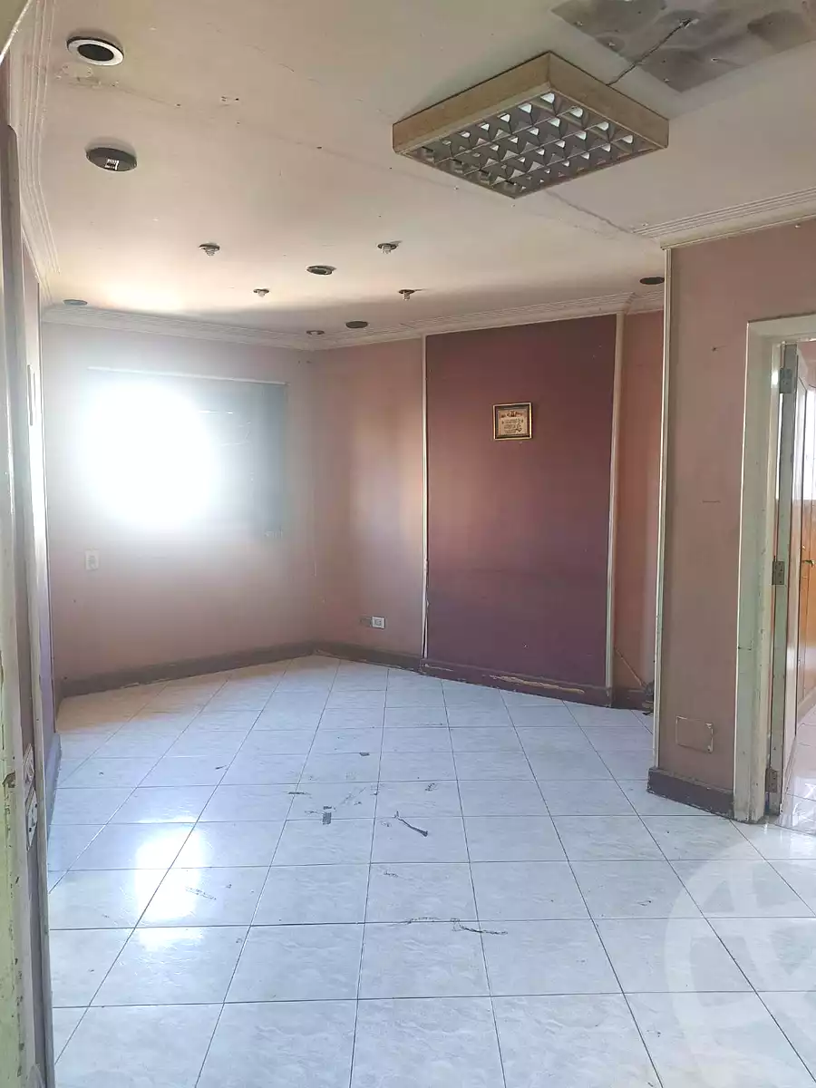 https://aqarmap.com.eg/ar/listing/7173449-for-sale-cairo-shoubra-ltr-lbwlqy-al-afdal-sq-st