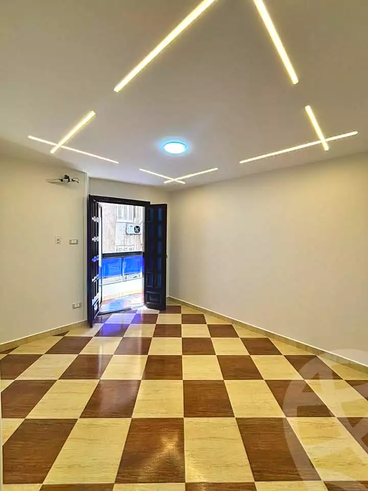 https://aqarmap.com.eg/ar/listing/7173458-for-sale-alexandria-el-asafra-shr-45