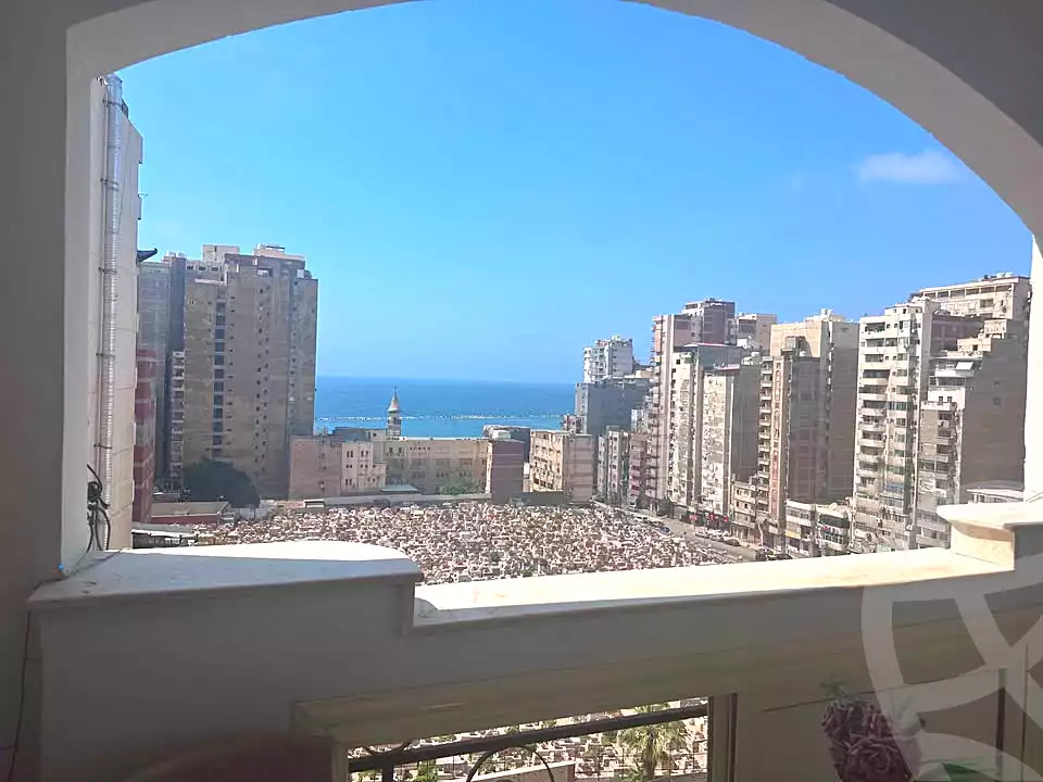 https://aqarmap.com.eg/ar/listing/7173540-for-sale-alexandria-sydy-bshr-sydy-bshr-bhry-shr-mhmwd-l-yswy