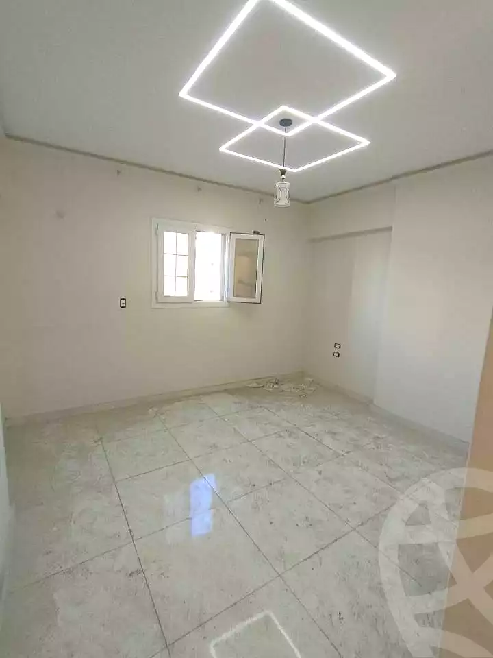 https://aqarmap.com.eg/ar/listing/7174073-for-sale-alexandria-el-asafra-l-sfr-bhry