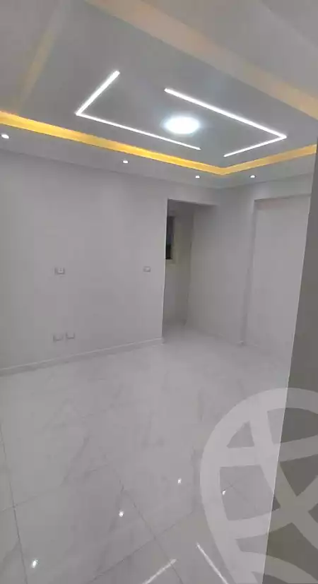 https://aqarmap.com.eg/ar/listing/7174072-for-sale-alexandria-sydy-bshr-sydy-bshr-bhry-shr-mhmwd-l-yswy