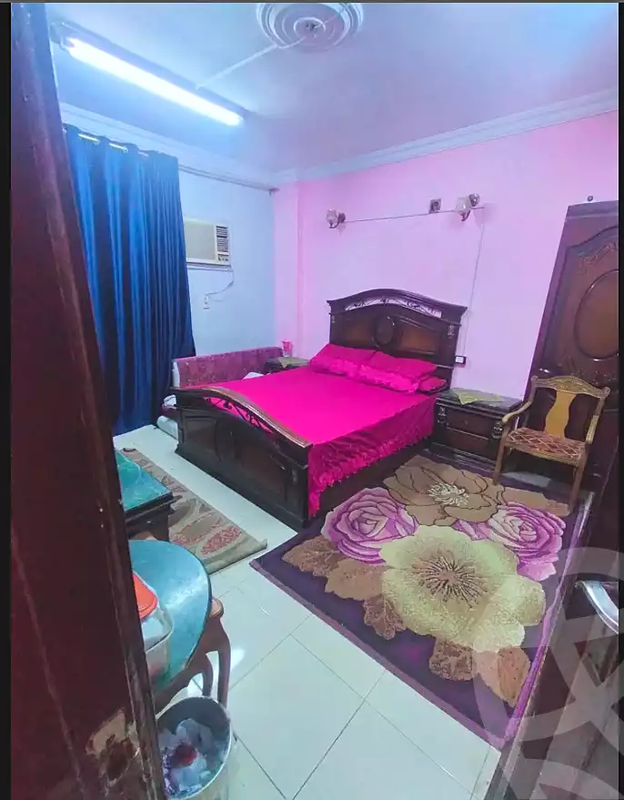 https://aqarmap.com.eg/ar/listing/7174438-for-sale-cairo-helwan-helwan-el-sharkeya-heidar-st