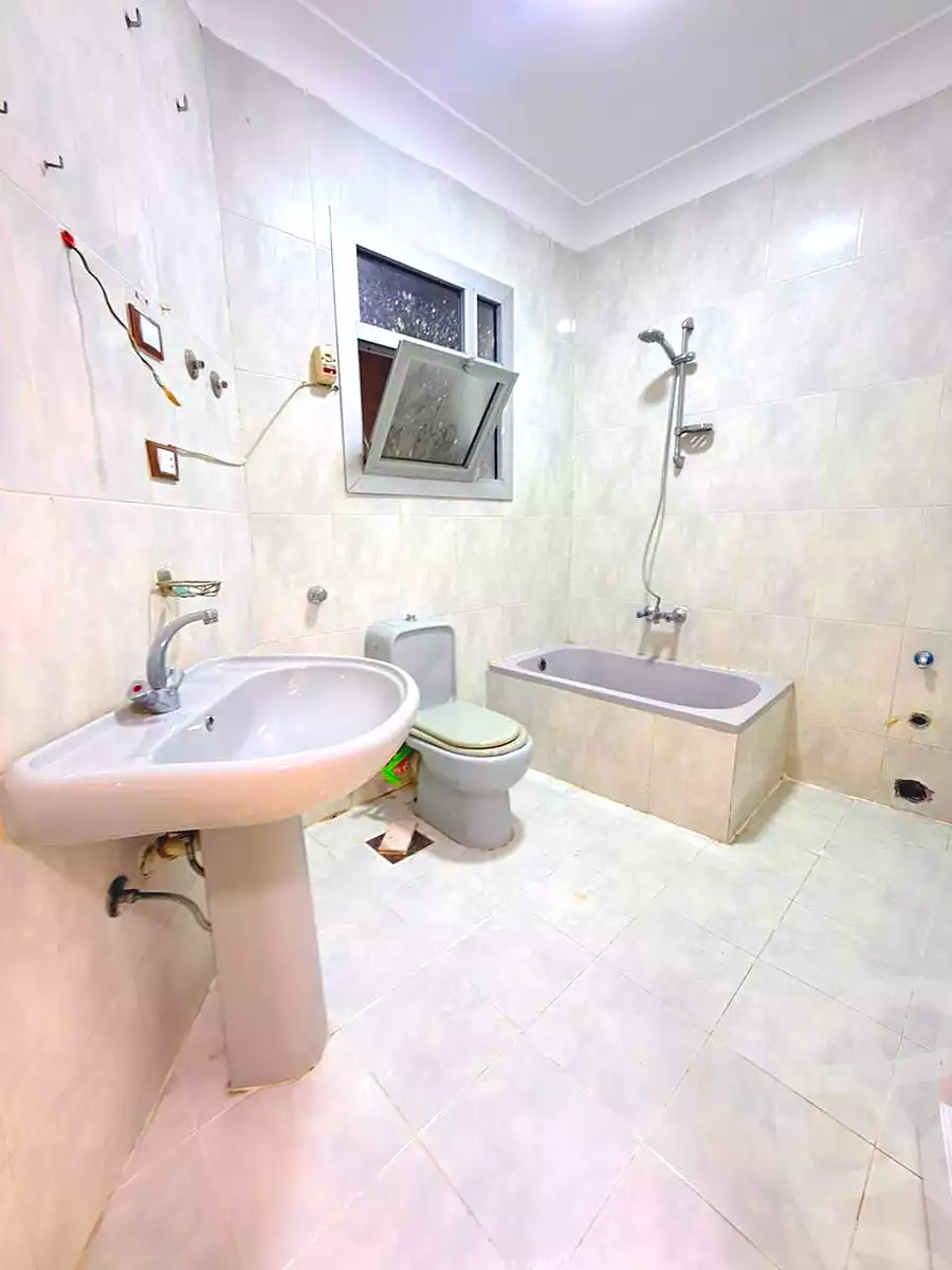 https://aqarmap.com.eg/en/listing/7174457-for-sale-alexandria-al-agamy-shataa-el-nakheel