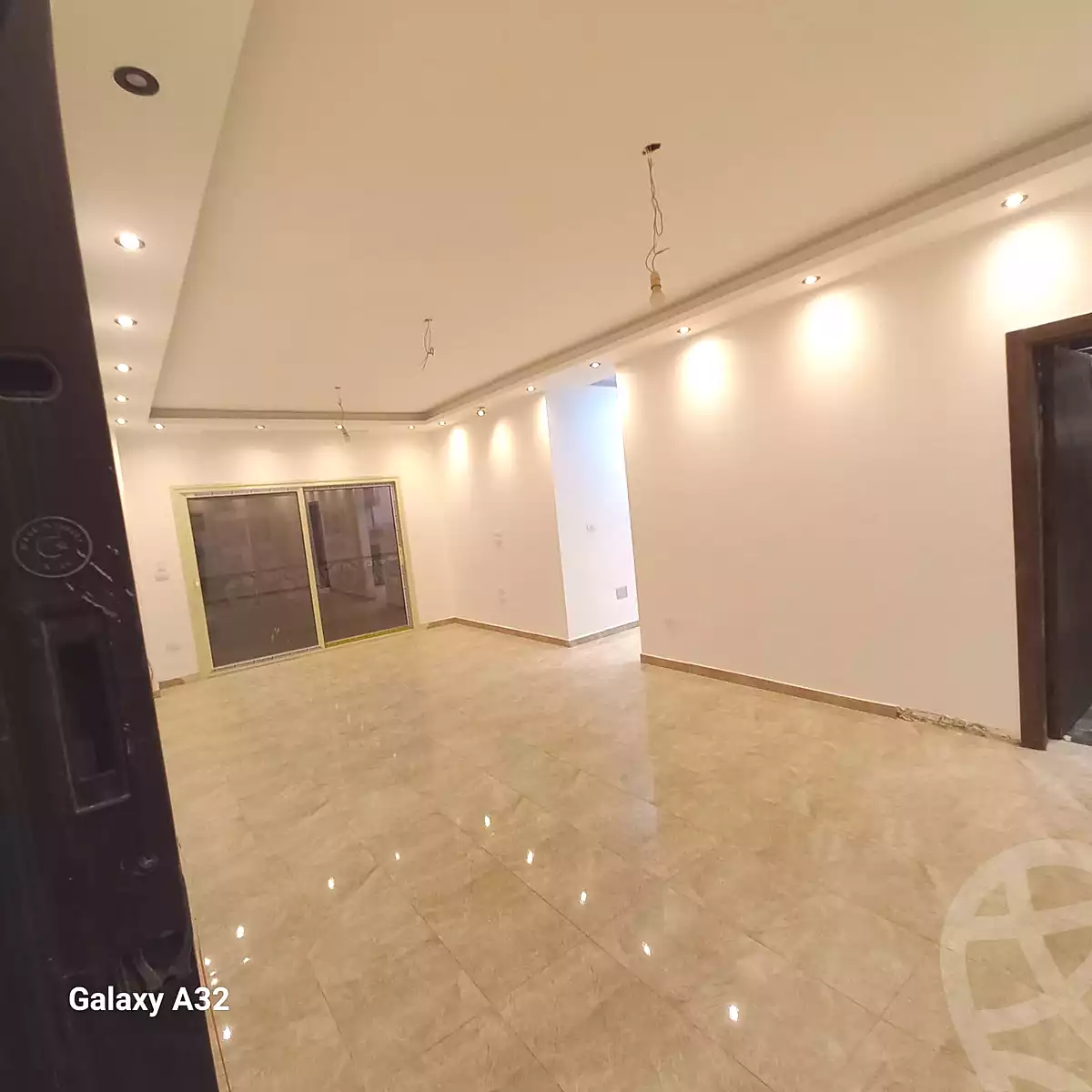 https://aqarmap.com.eg/en/listing/7174548-for-rent-cairo-new-cairo-compounds-la-maison-compound