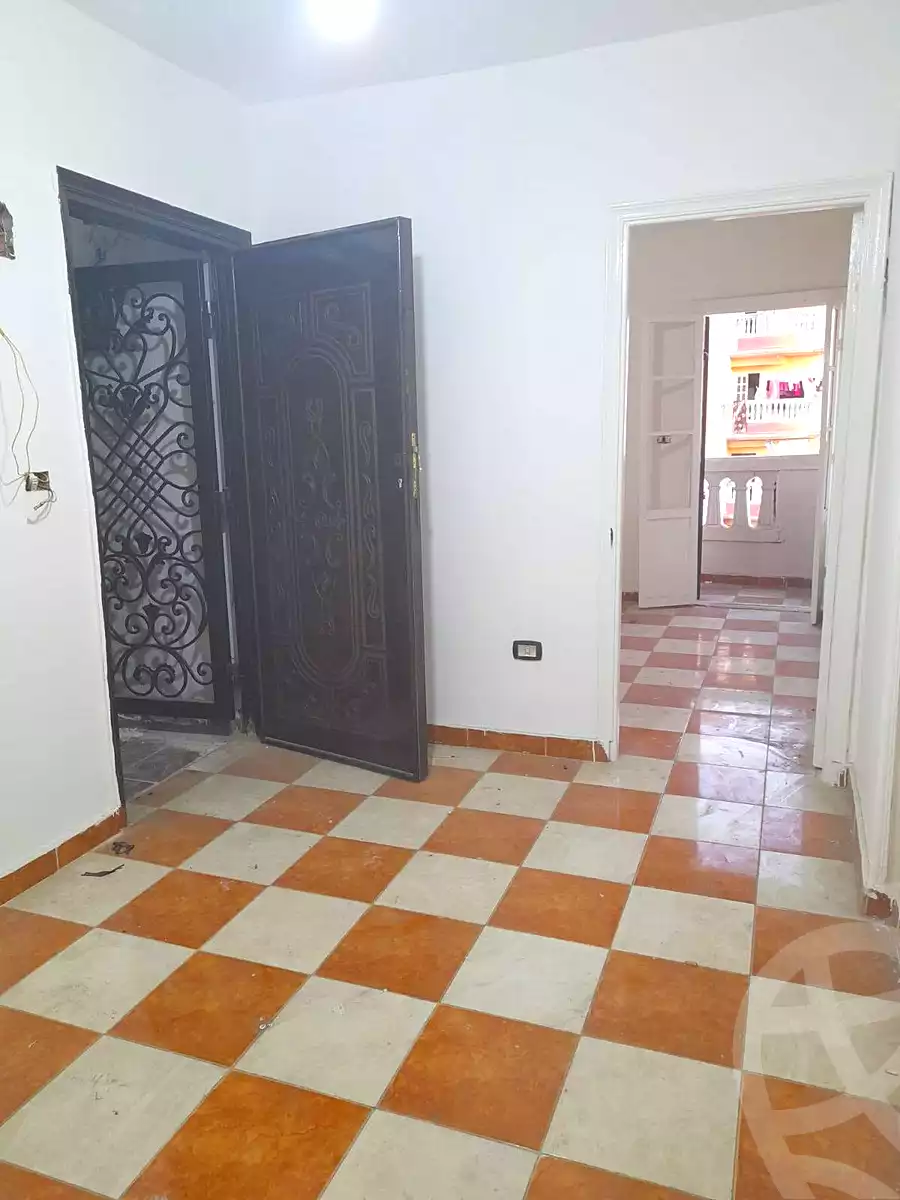 https://aqarmap.com.eg/ar/listing/7174768-for-sale-alexandria-el-asafra-shr-45