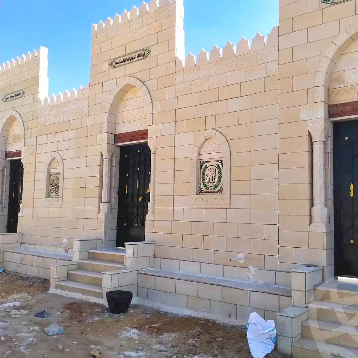 https://aqarmap.com.eg/en/listing/7174796-for-sale-cairo-6th-of-october-el-wahatt-road