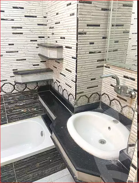 https://aqarmap.com.eg/ar/listing/7174838-for-sale-alexandria-sydy-bshr-sydy-bshr-bhry