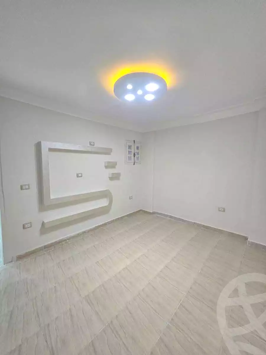 https://aqarmap.com.eg/ar/listing/7174938-for-sale-alexandria-al-agamy-lbytsh-el-hay-st