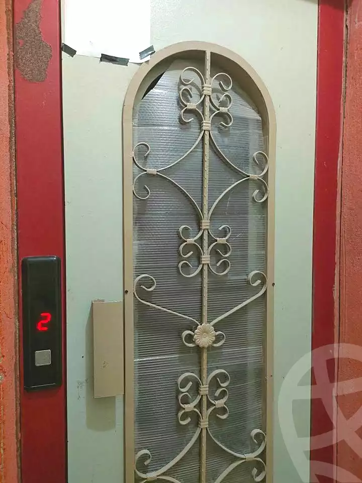 https://aqarmap.com.eg/ar/listing/7175008-for-sale-alexandria-al-agamy-bw-ywsf