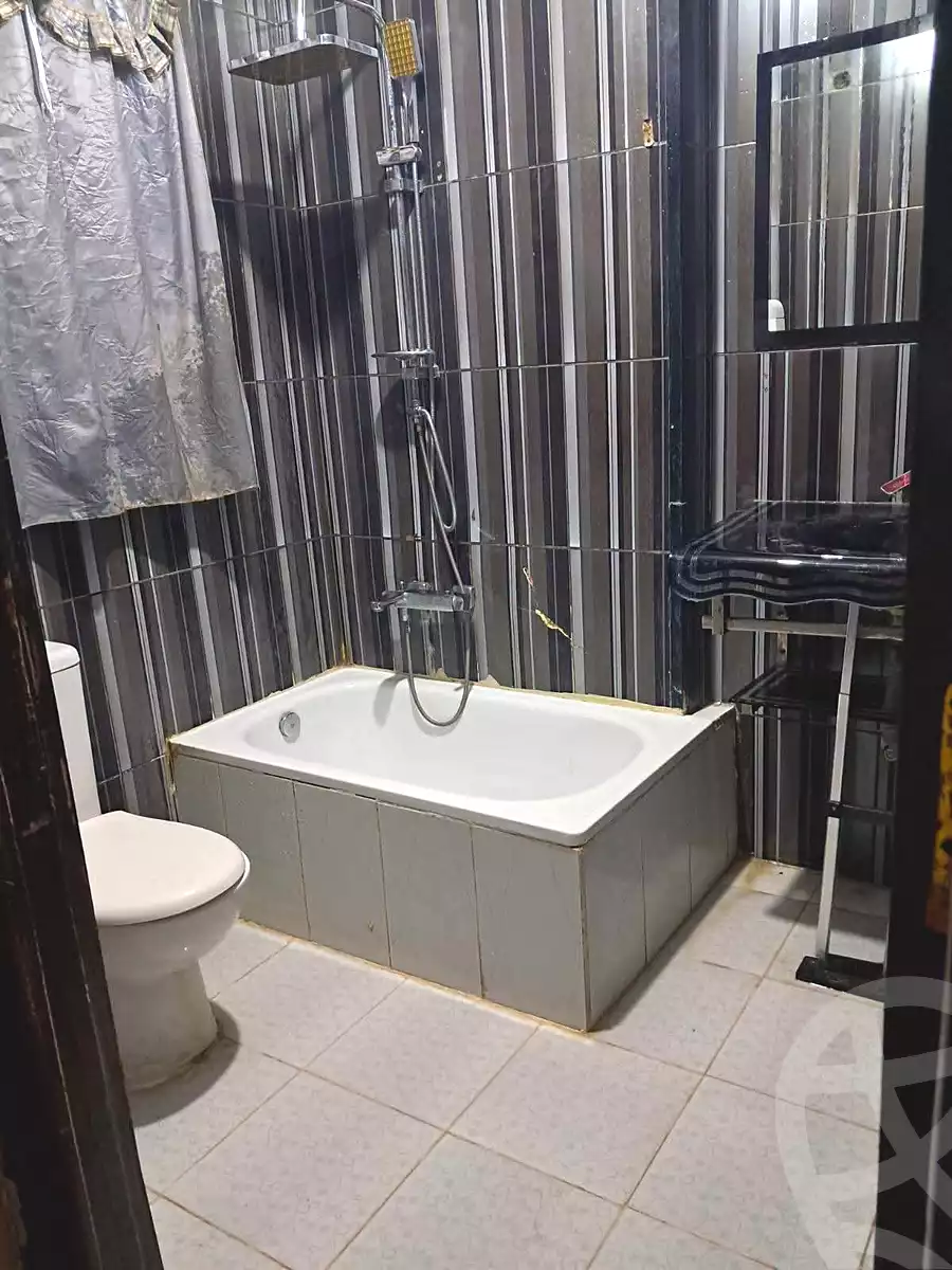 https://aqarmap.com.eg/ar/listing/7175038-for-sale-cairo-helwan-mnshy-yn-hlwn-rael-st