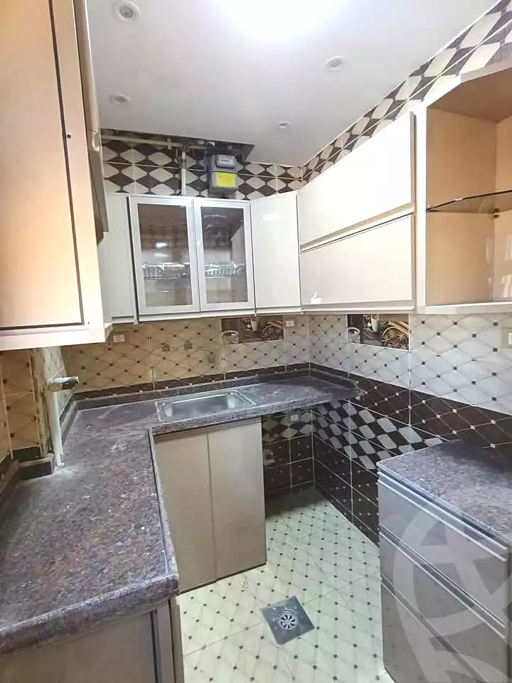 https://aqarmap.com.eg/ar/listing/7175257-for-sale-alexandria-lsywf-el-falki-street-16-el-eslah