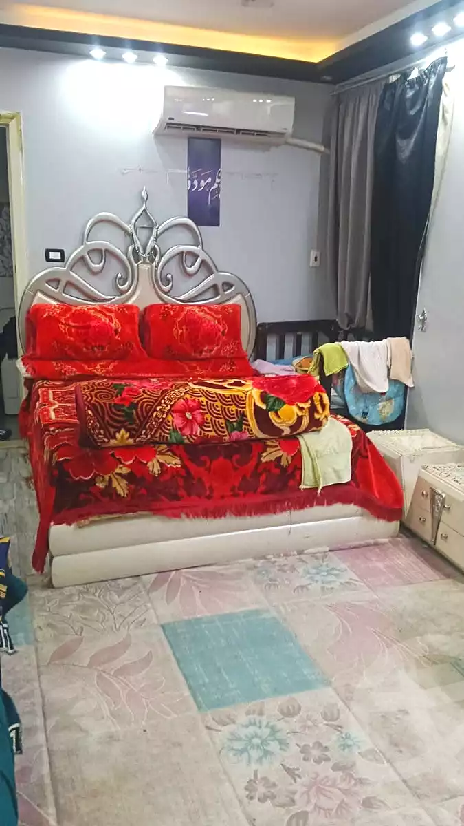 https://aqarmap.com.eg/en/listing/7175369-for-sale-cairo-helwan-ahmed-enci-st